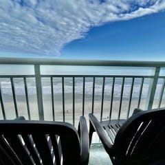 Right next to family Kingdom! Oceanfront 1br full kitchen washer/dryer 1107