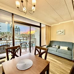 Studio sleeps 4-6 205