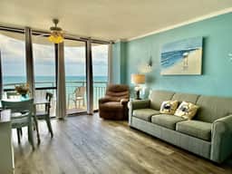 1103 Newly Renovated Condo in Myrtle Beach! Hvac uv Sanitizer Oceanfront, Close to everything! 1103 - Image 2