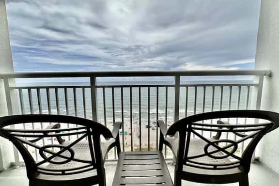 Heart of Myrtle Beach 1 Bedroom 1406 - Image 1