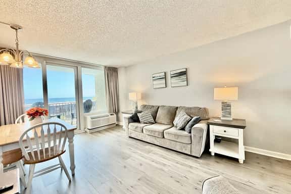 Relax and unwind in our spacious oceanfront condo sleeps 4 indoor/outdoor pools hot tubs 508 - Image 1