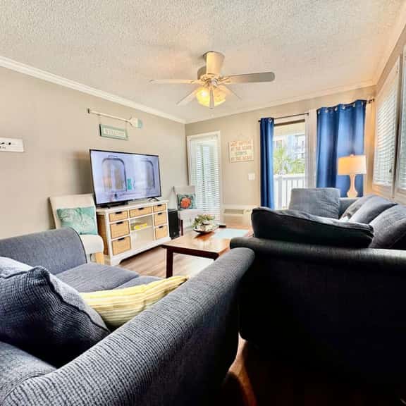 2br 2ba 1st floor pool 124 - Image 1