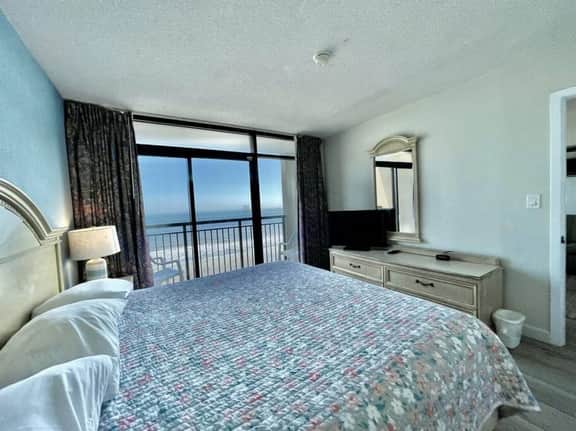 2 bedroom Tropical Resort 802 - Image 3