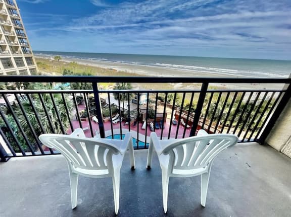 Tropical Resort, Beachfront Condo with amazing oceanfront views!! 322 - Image 1
